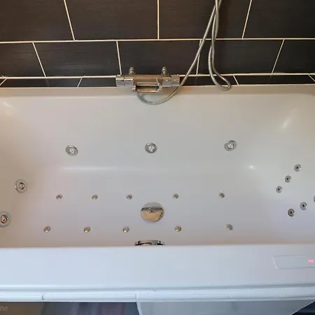 Maison Ancienne Avec Jardin Clos Près Centre équestre, Confortable - Fr-1-497-144