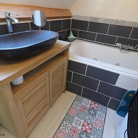 Casa vacanze Maison Ancienne Avec Jardin Clos Près Centre équestre, Confortable - Fr-1-497-144 *