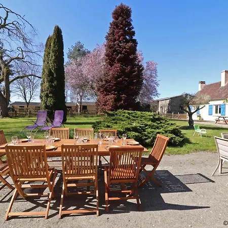 Maison Ancienne Avec Jardin Clos Pres Centre Equestre, Sejour Confortable - Fr-1-497-144 Les Ventes-de-Bourse