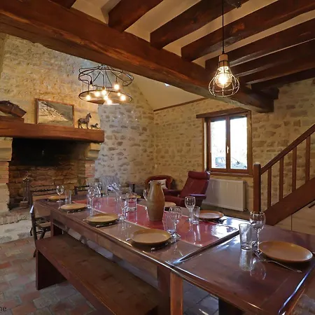 Maison Ancienne Avec Jardin Clos Pres Centre Equestre, Sejour Confortable - Fr-1-497-144 Ferienhaus Les Ventes-de-Bourse