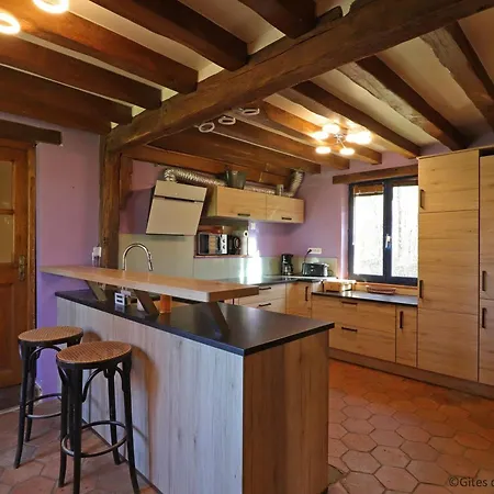 Maison Ancienne Avec Jardin Clos Pres Centre Equestre, Sejour Confortable - Fr-1-497-144 * Les Ventes-de-Bourse