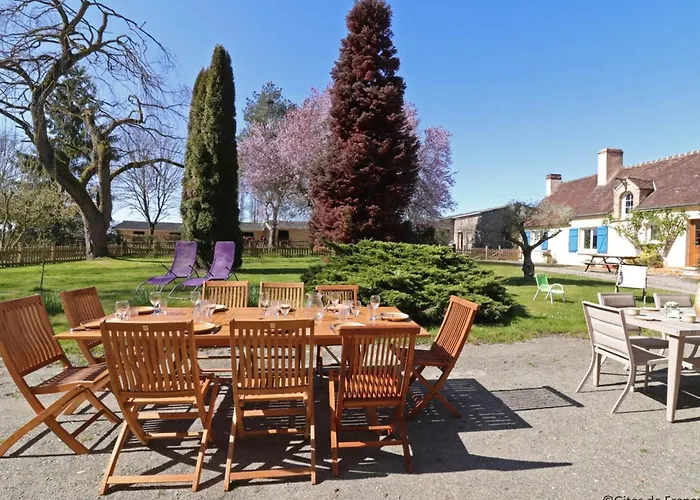 Maison Ancienne Avec Jardin Clos Pres Centre Equestre, Sejour Confortable - Fr-1-497-144 Les Ventes-de-Bourse