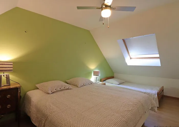 Maison Ancienne Avec Jardin Clos Pres Centre Equestre, Sejour Confortable - Fr-1-497-144 * Les Ventes-de-Bourse