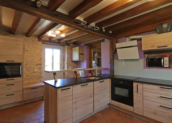 Maison Ancienne Avec Jardin Clos Pres Centre Equestre, Sejour Confortable - Fr-1-497-144