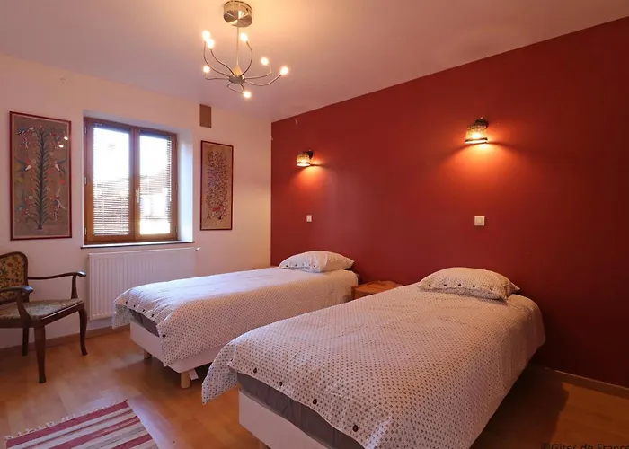 Semesterbostad Maison Ancienne Avec Jardin Clos Pres Centre Equestre, Sejour Confortable - Fr-1-497-144 Les Ventes-de-Bourse