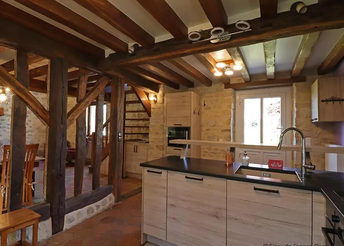 Maison Ancienne Avec Jardin Clos Pres Centre Equestre, Sejour Confortable - Fr-1-497-144 Semesterbostad Les Ventes-de-Bourse